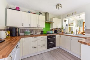 Kitchen- click for photo gallery